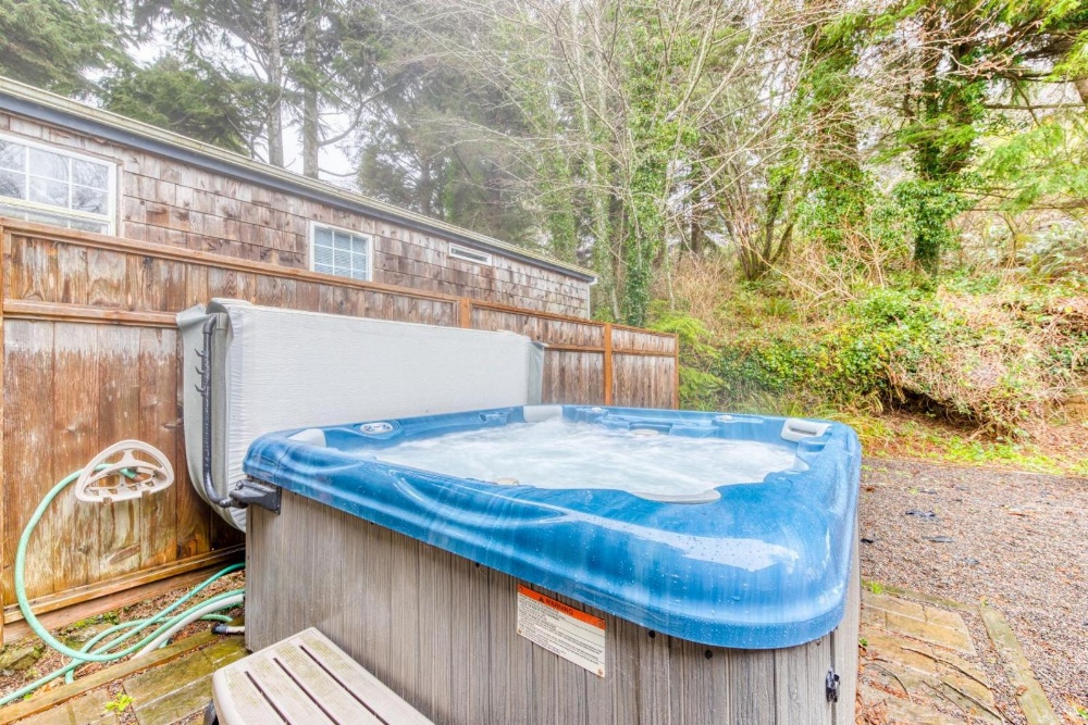 Captain Easy's Retreat Main image